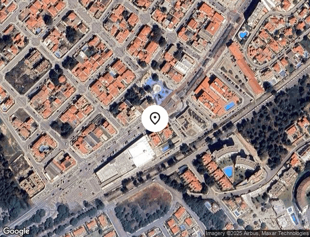Chalet adosado en Avenida Cadis de